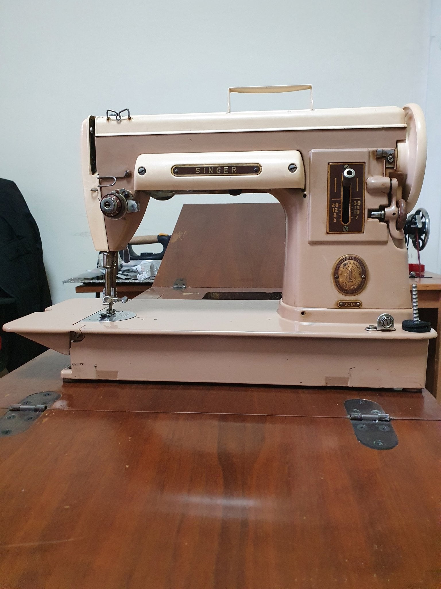 Singer 301A Vintage Sewing Machine - The Jerusalem Market