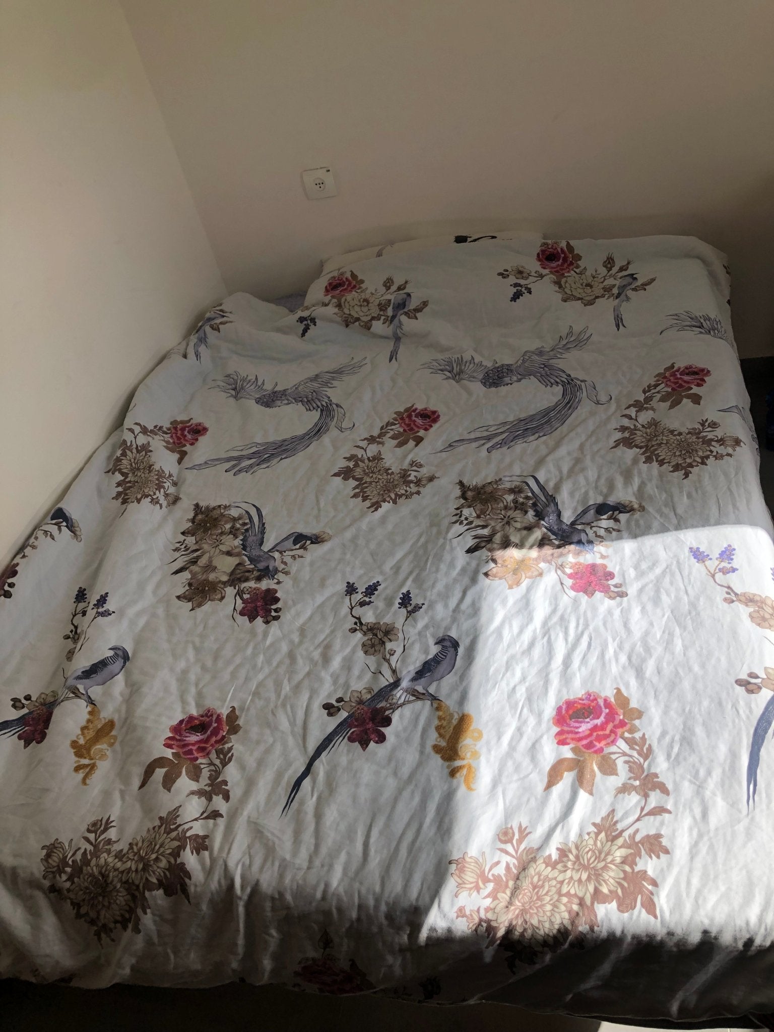 Entire apartment sale - The Jerusalem Market