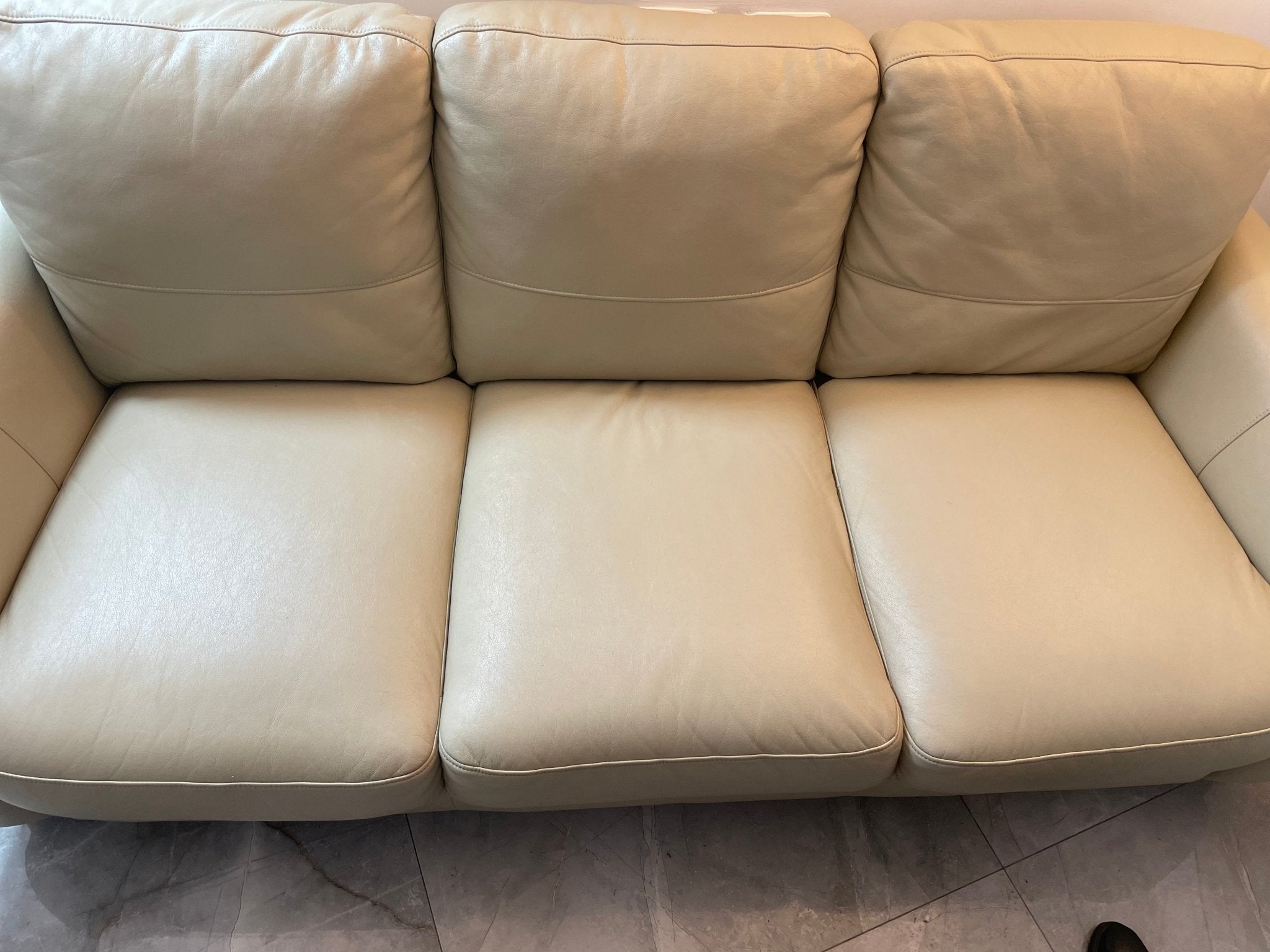 Couch - The Jerusalem Market