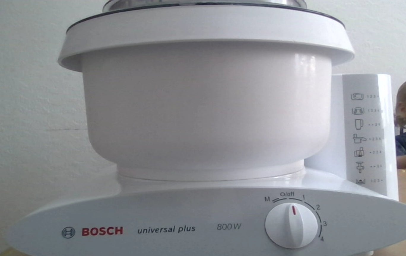 Bosch mixer with milchig blender - The Jerusalem Market