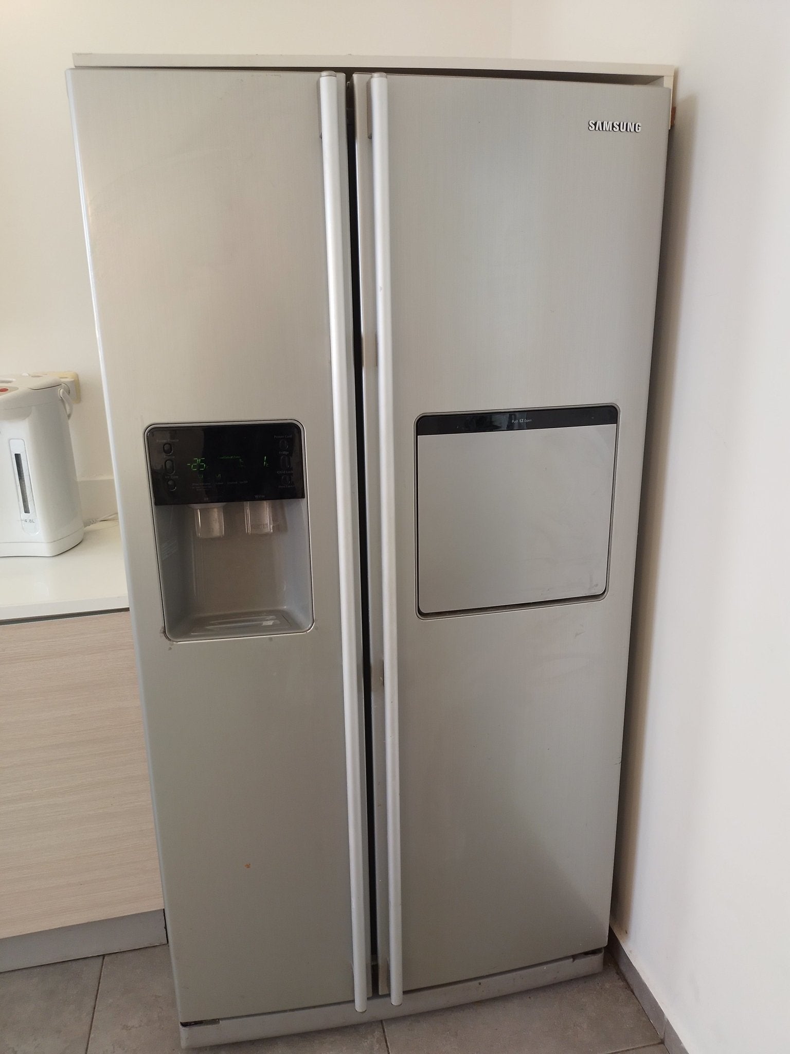 Fridge freezer - The Jerusalem Market