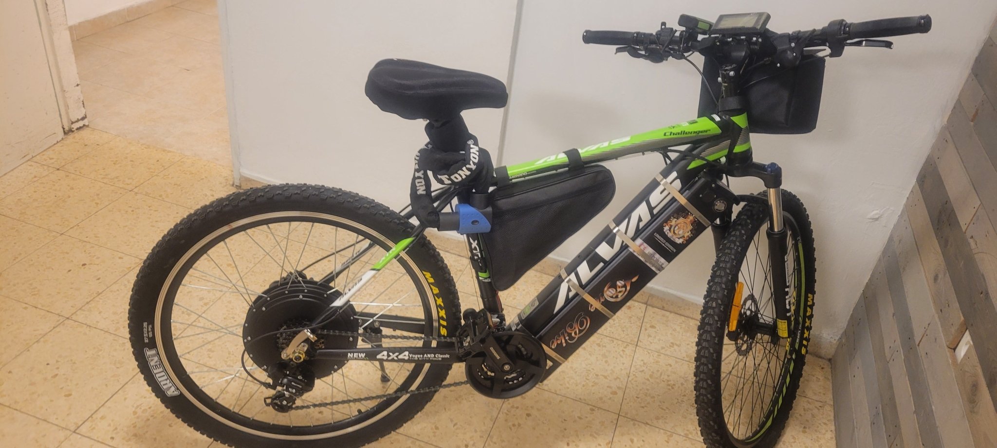 Custom electric bike - The Jerusalem Market