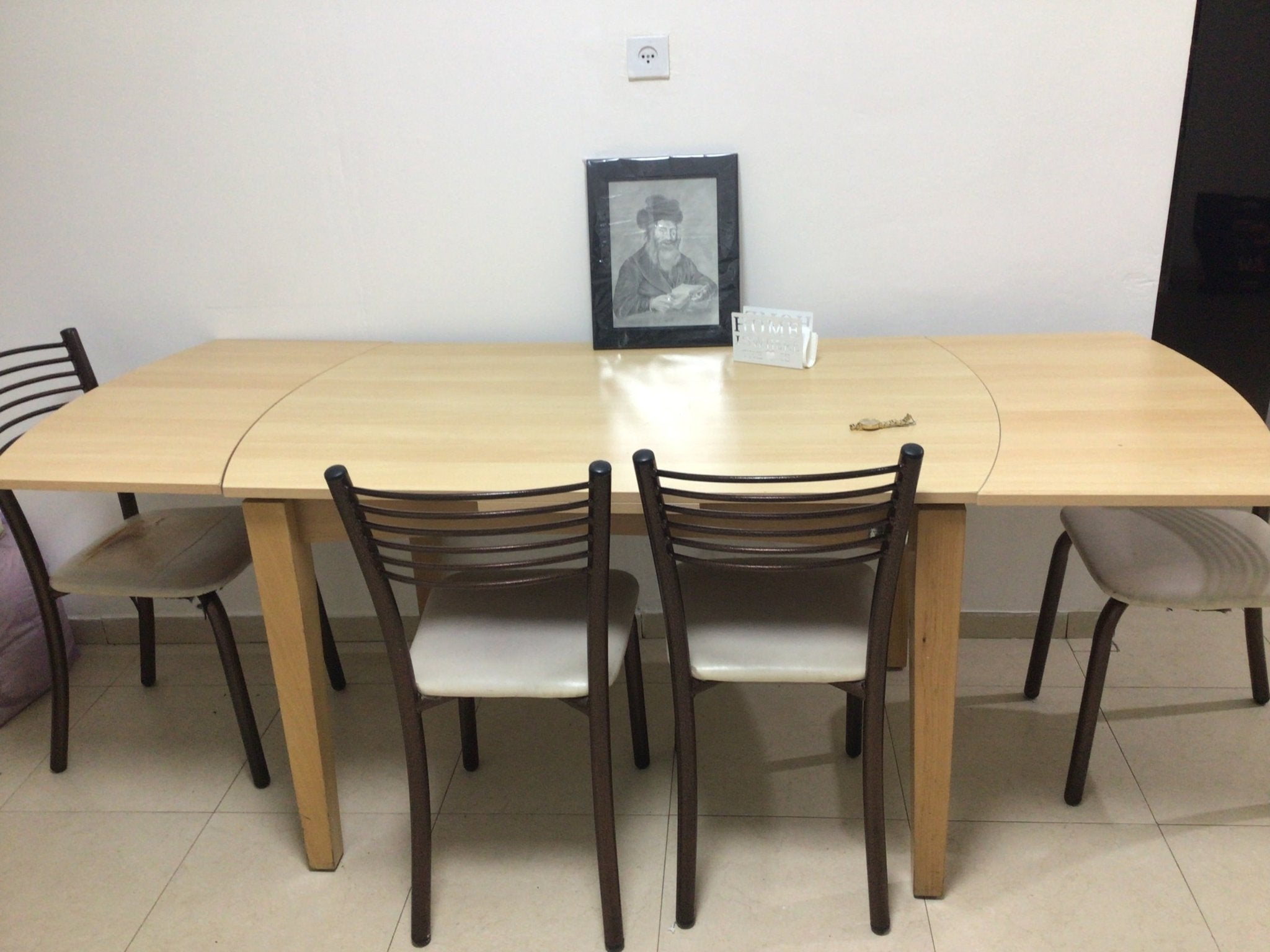 Table and chairs - The Jerusalem Market