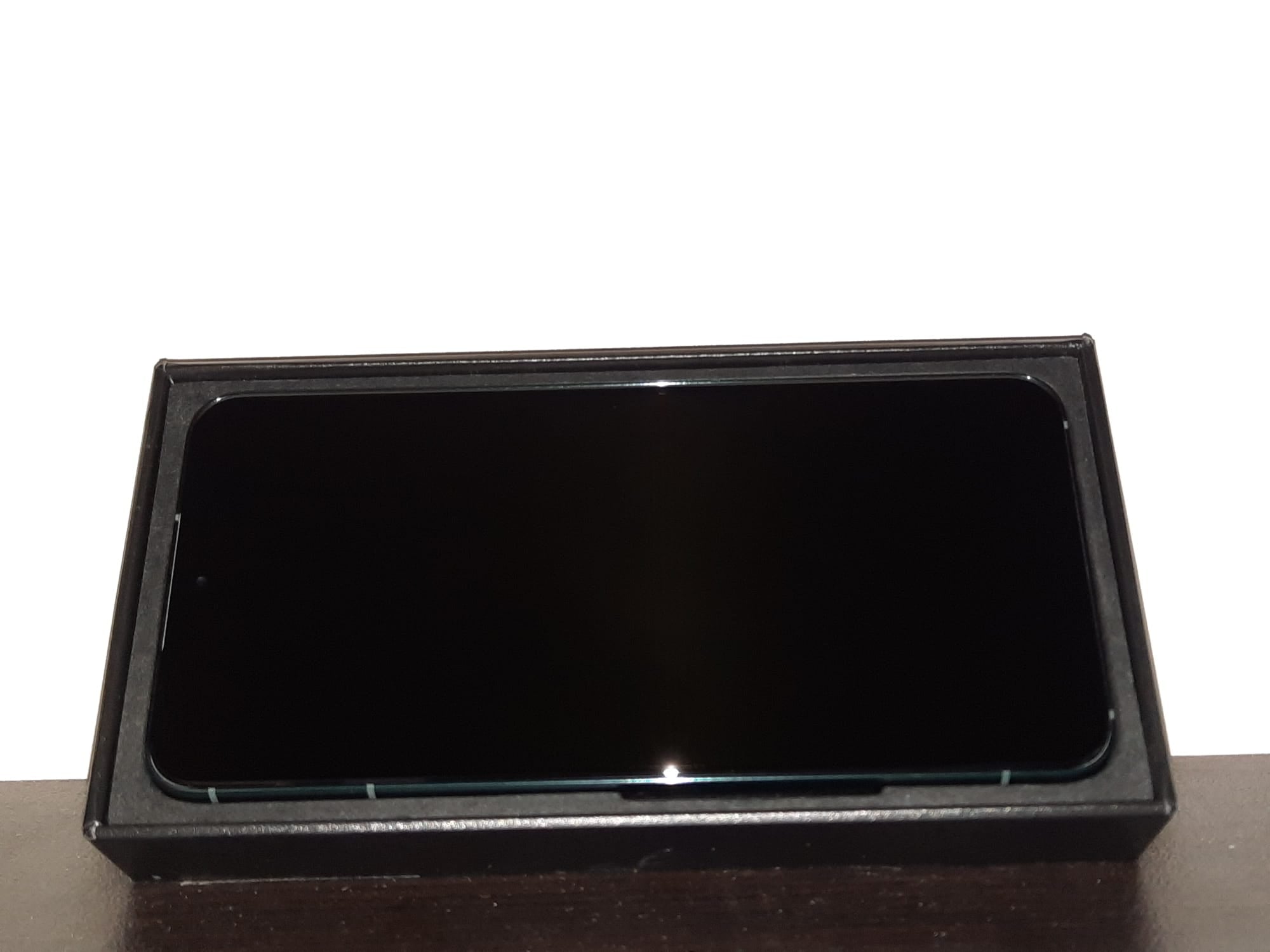 Samsung Galaxy S22 - The Jerusalem Market