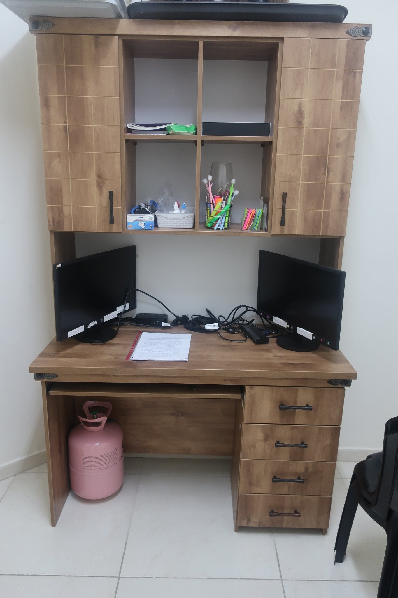 Selling desk - The Jerusalem Market