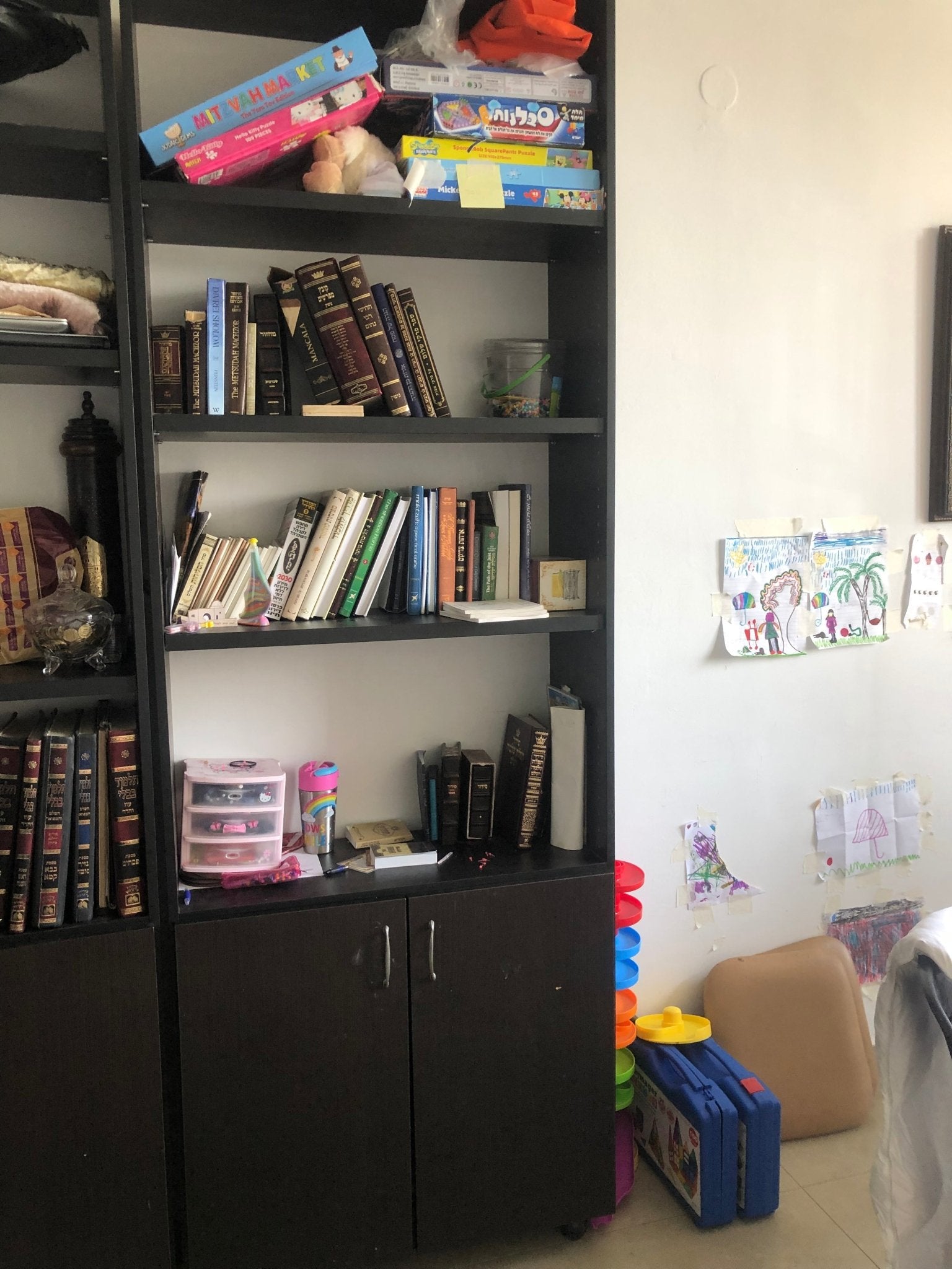 Seforim shelves - The Jerusalem Market