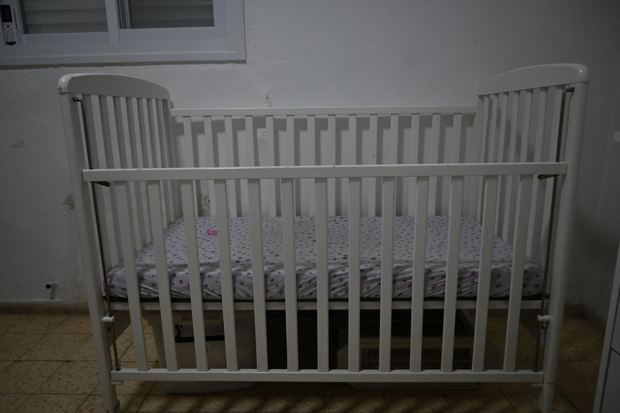 White Full Size Crib - The Jerusalem Market