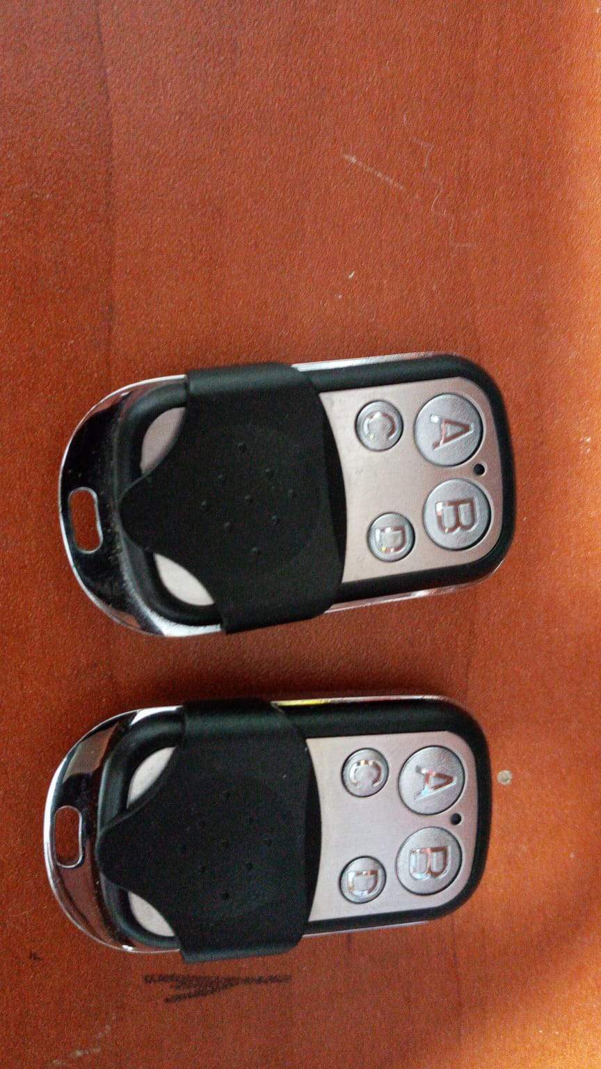 Remote control for building electronic gates like Alon shearim - The Jerusalem Market