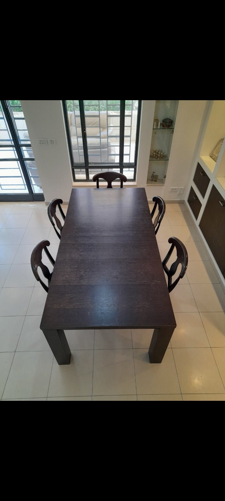 Dining room table with some chairs - The Jerusalem Market