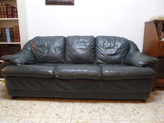 Couch - The Jerusalem Market