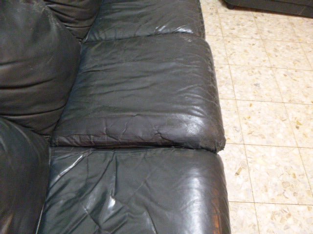 Couch - The Jerusalem Market