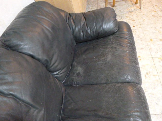 Couch - The Jerusalem Market