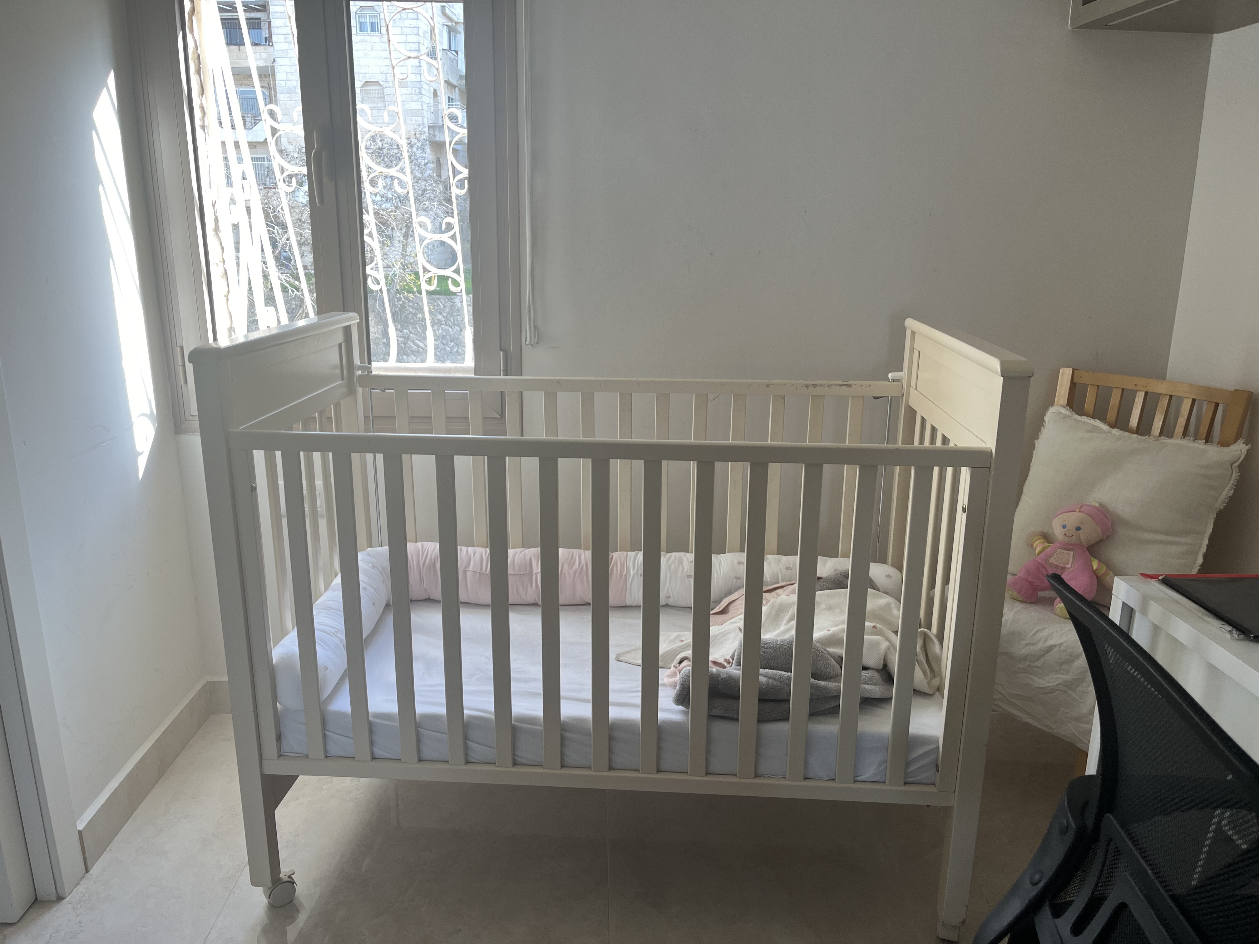 Crib
