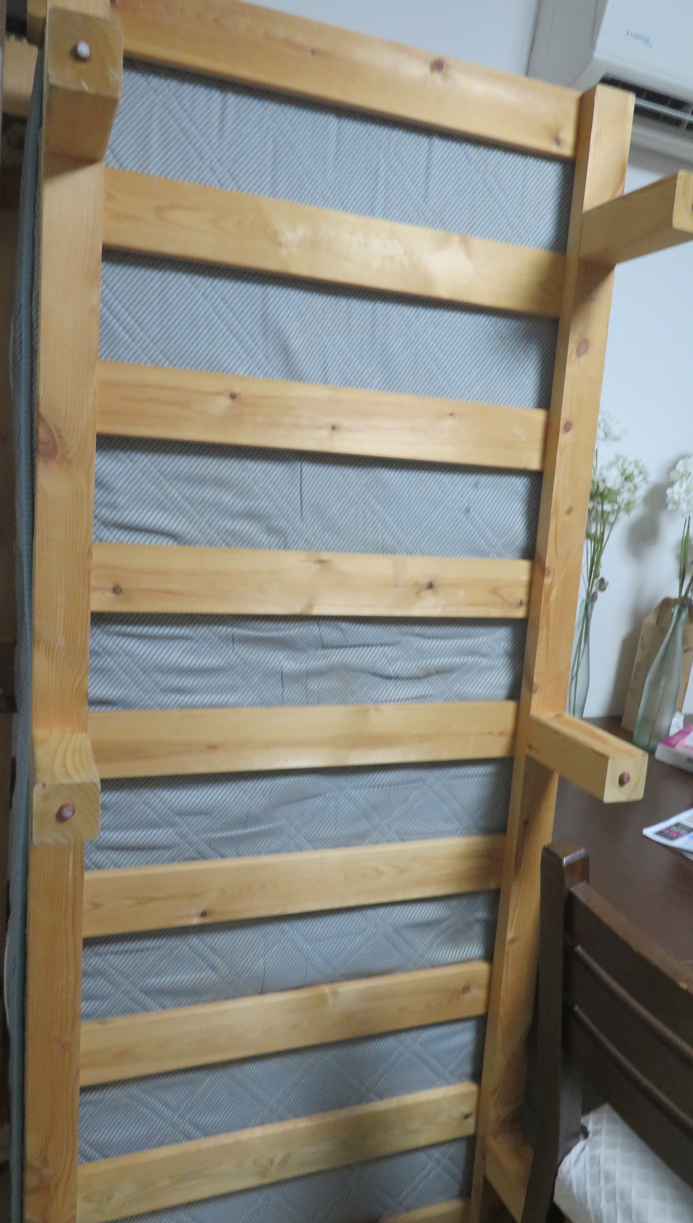 2 Wooden bed frames  and mattresses