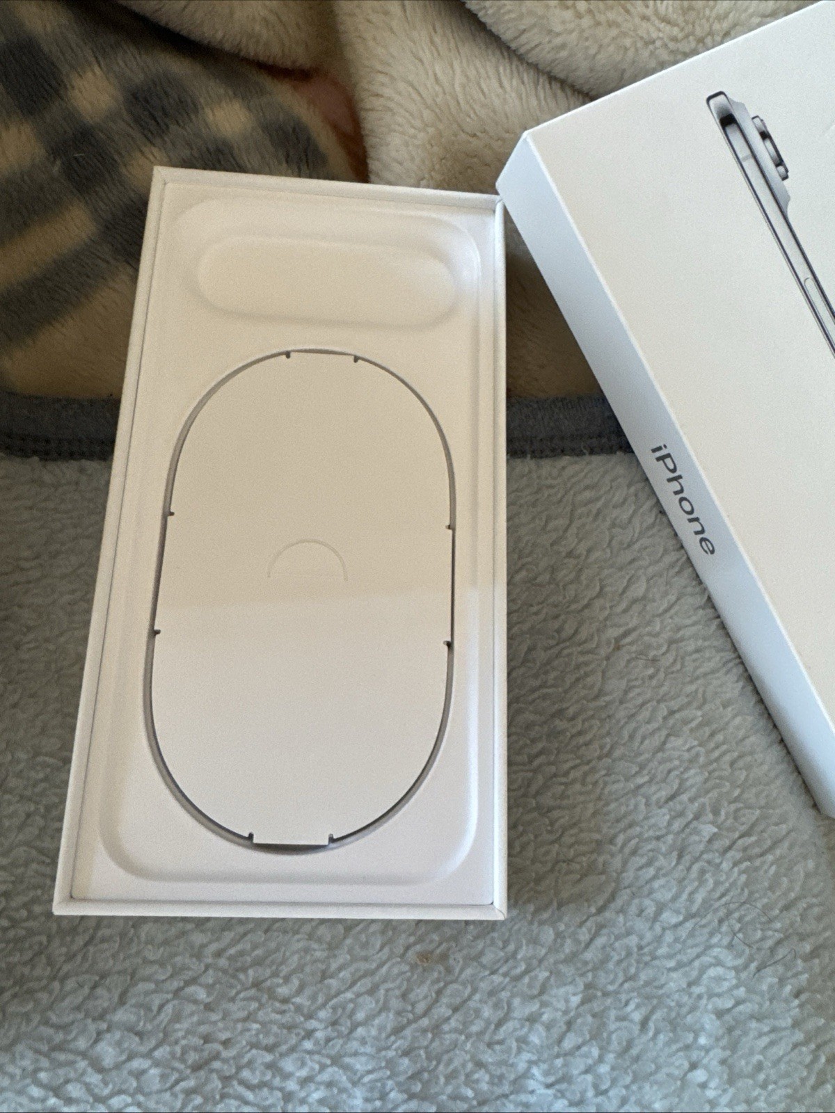 Apple iPhone 17 Air 256GB 12GB RAM - image 3
