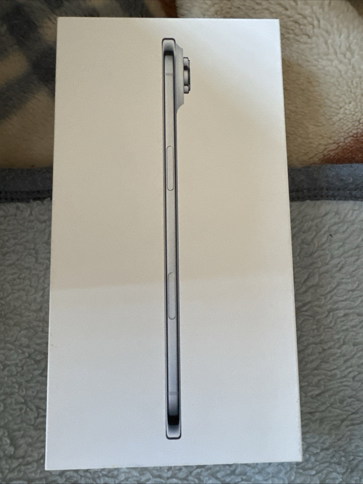 Apple iPhone 17 Air 256GB 12GB RAM - image 4