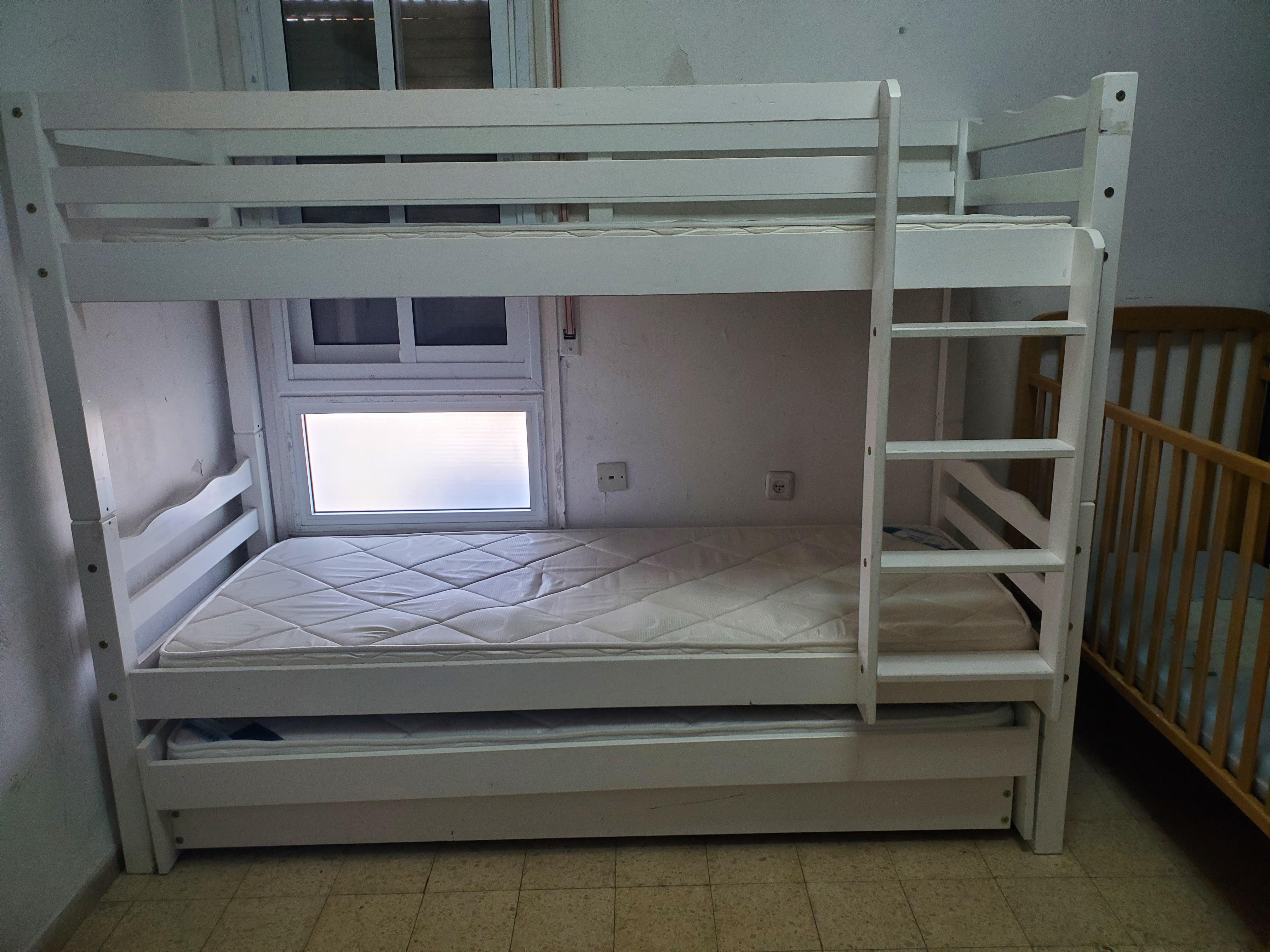 White Wooden Bunkbed