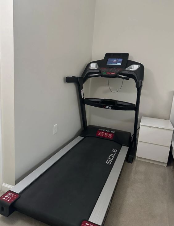Sole F85 585820 Folding Treadmill