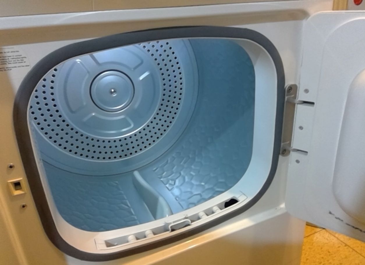 Dryer - image 2