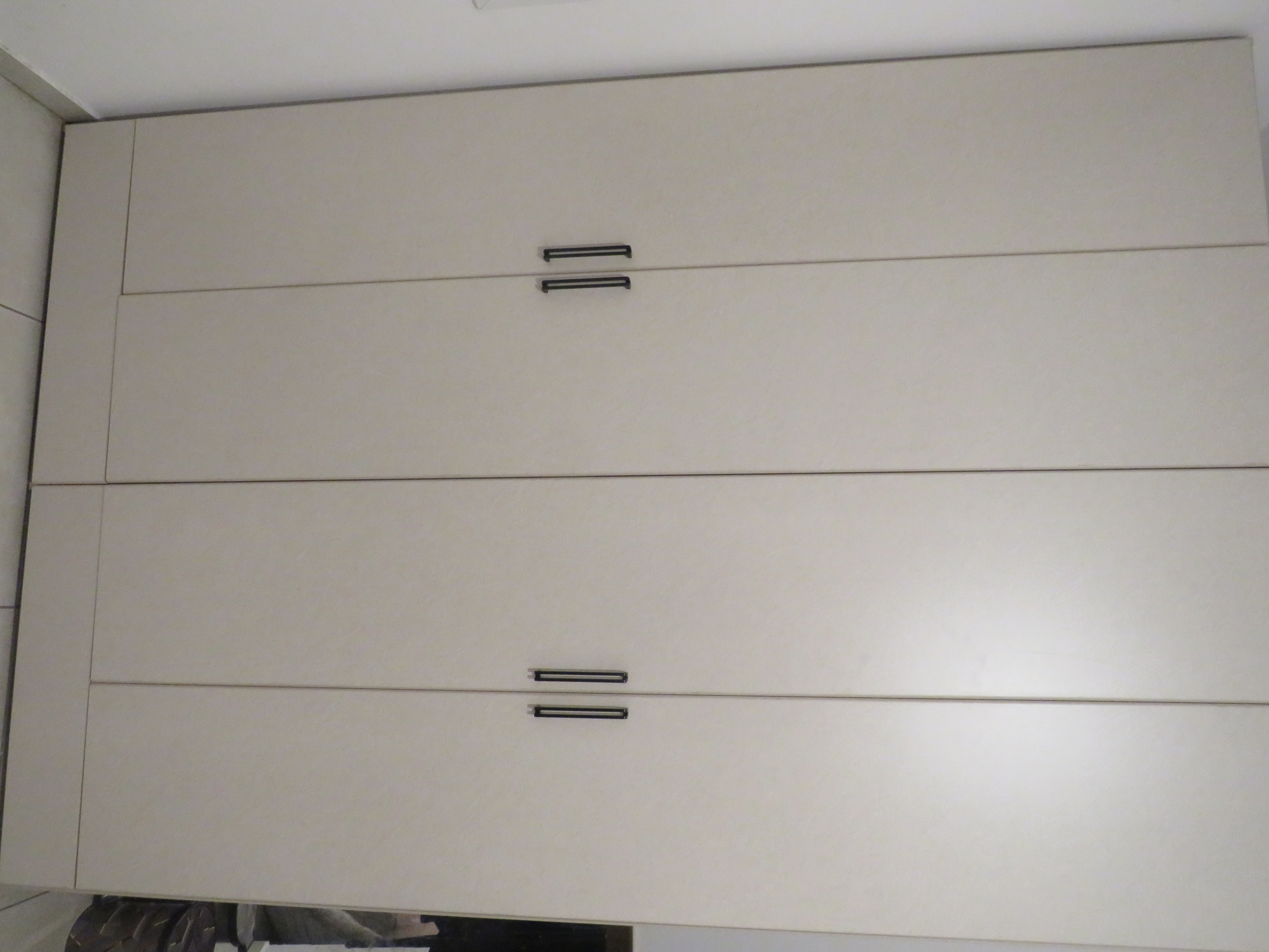 4 door closet