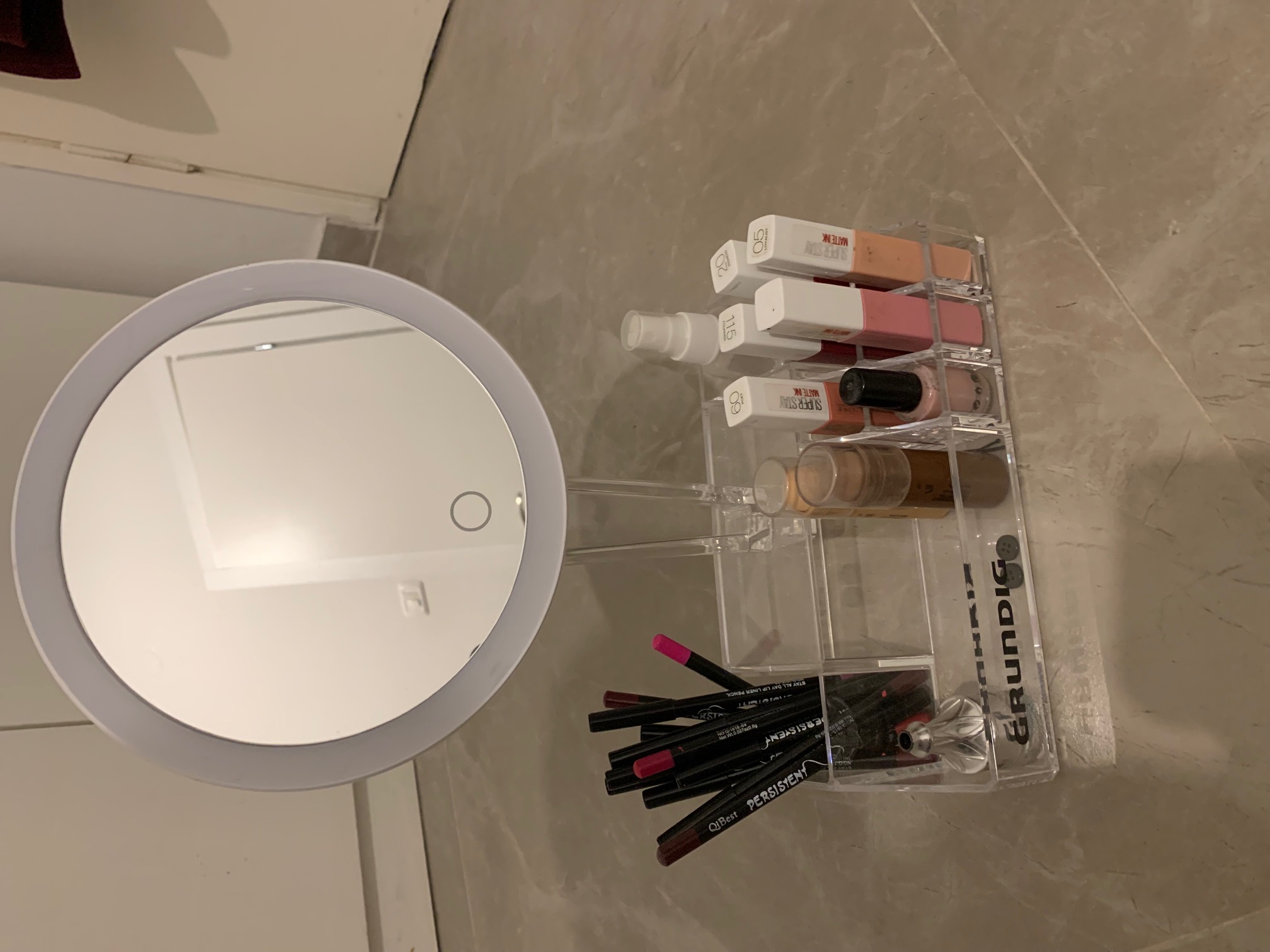 makeup organiser with led light mirror