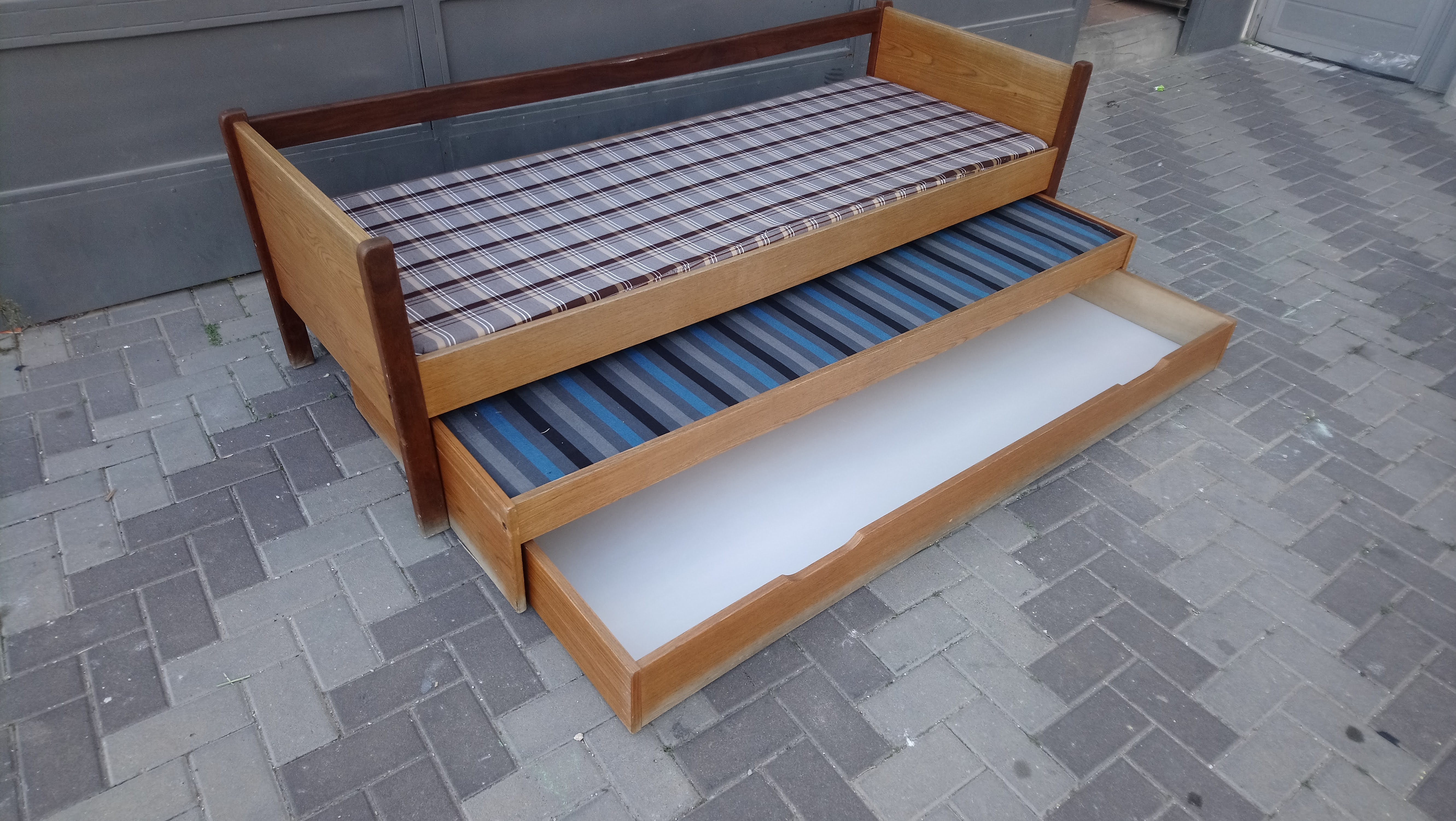 Pull out bed with storage solid wood