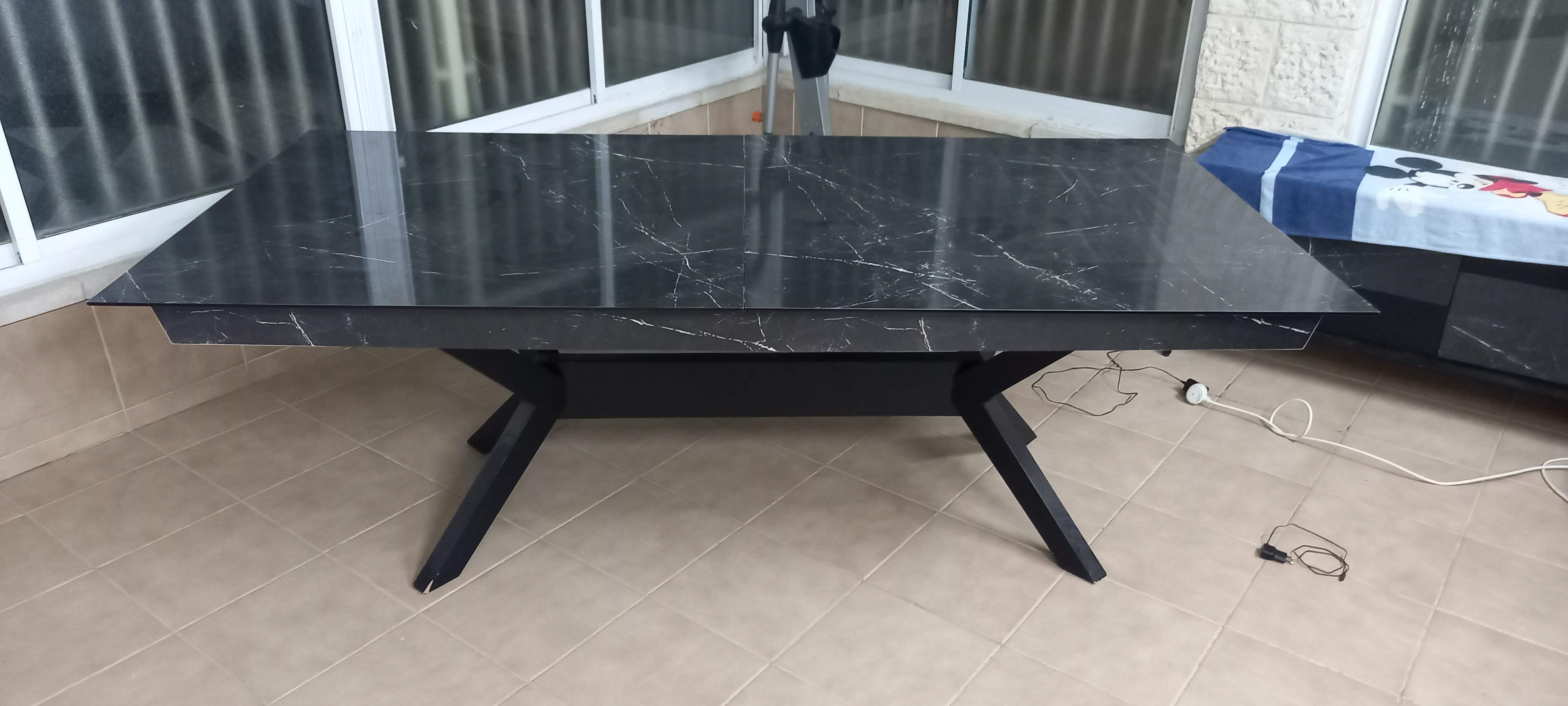 Modern Dining room table 2.25x 1.10 +75cm