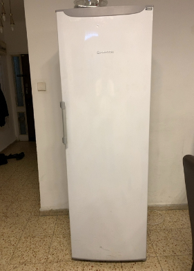 Freezer- large Ari