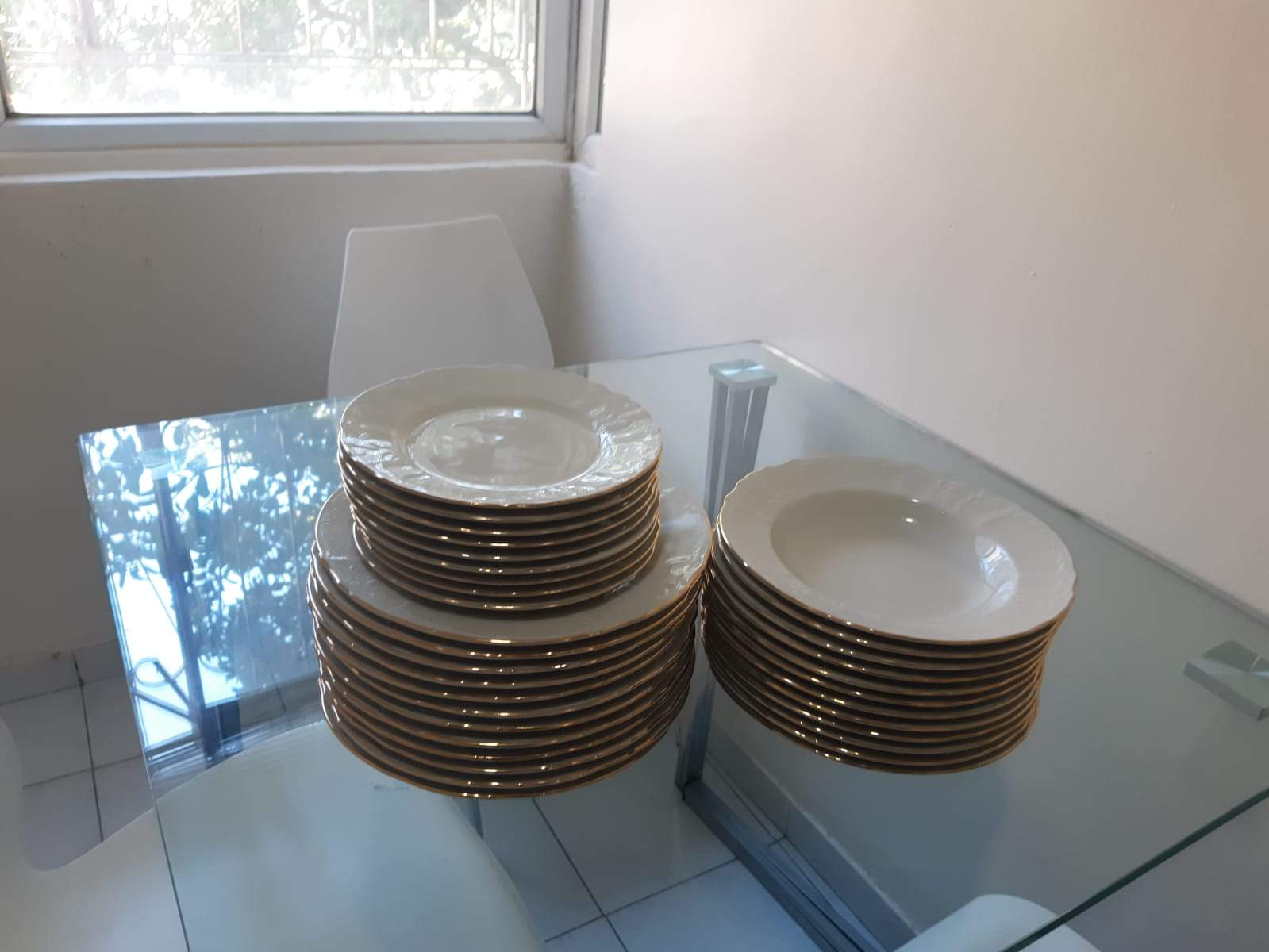 Beautiful Shabbas Dishes Set of12 - The Jerusalem Market