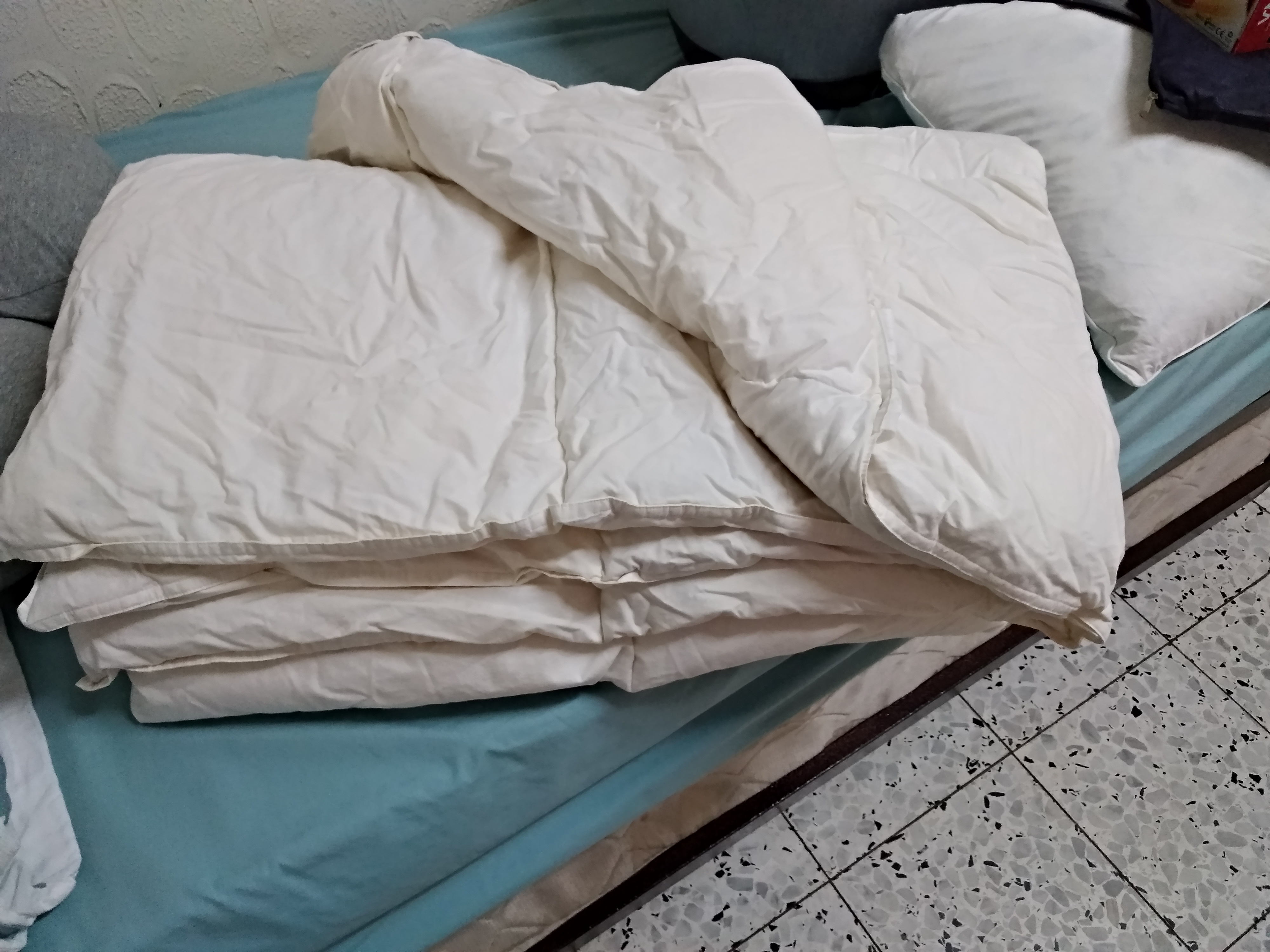 Blankets - Synthetic Cotton