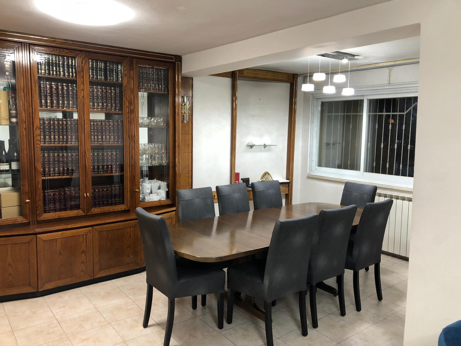 8 dining room custom chairs