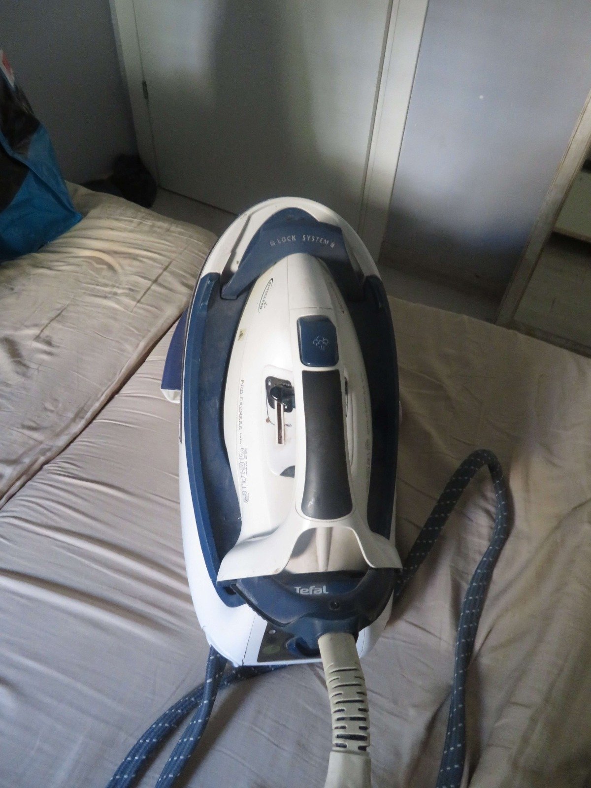 Tefal Big Heavy Duty Iron - The Jerusalem Market