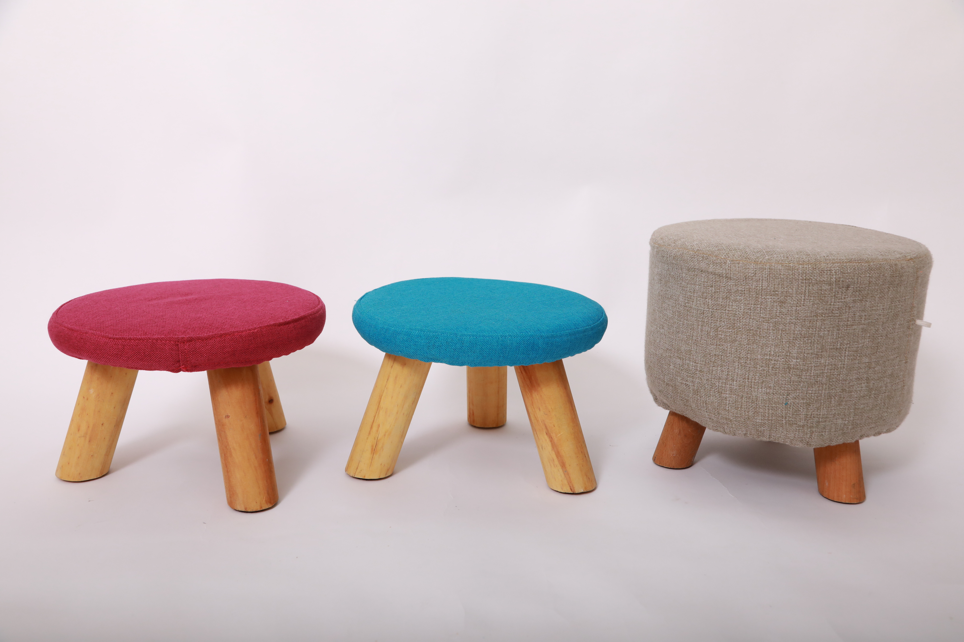 3 small chairs