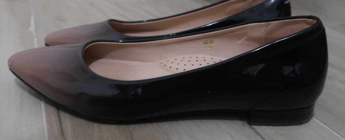NEW- Mona Lisa Shoes Size 38 EU