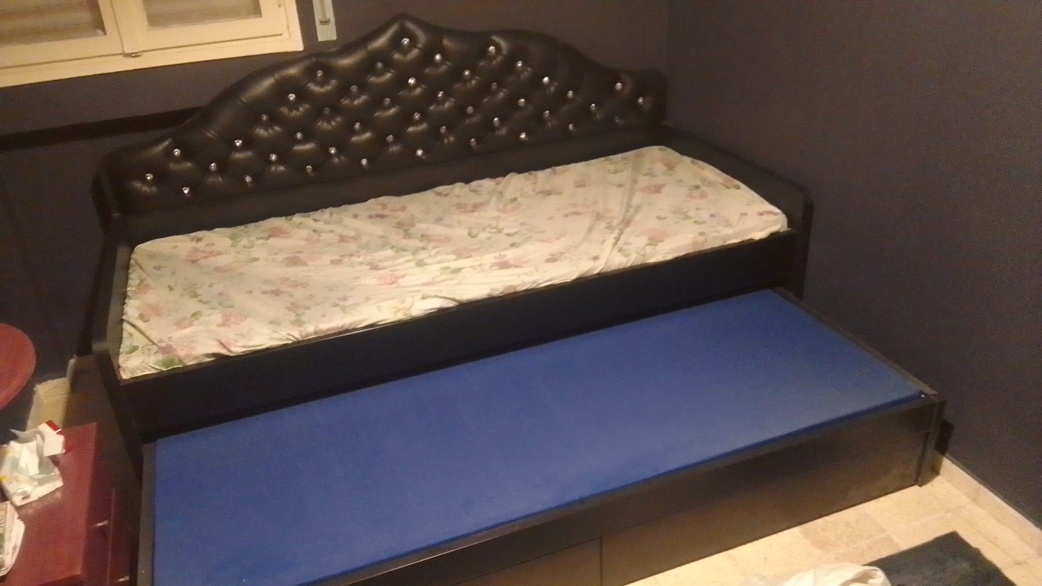 Black Tufted Teen Daybed + Pullout mattress and storage