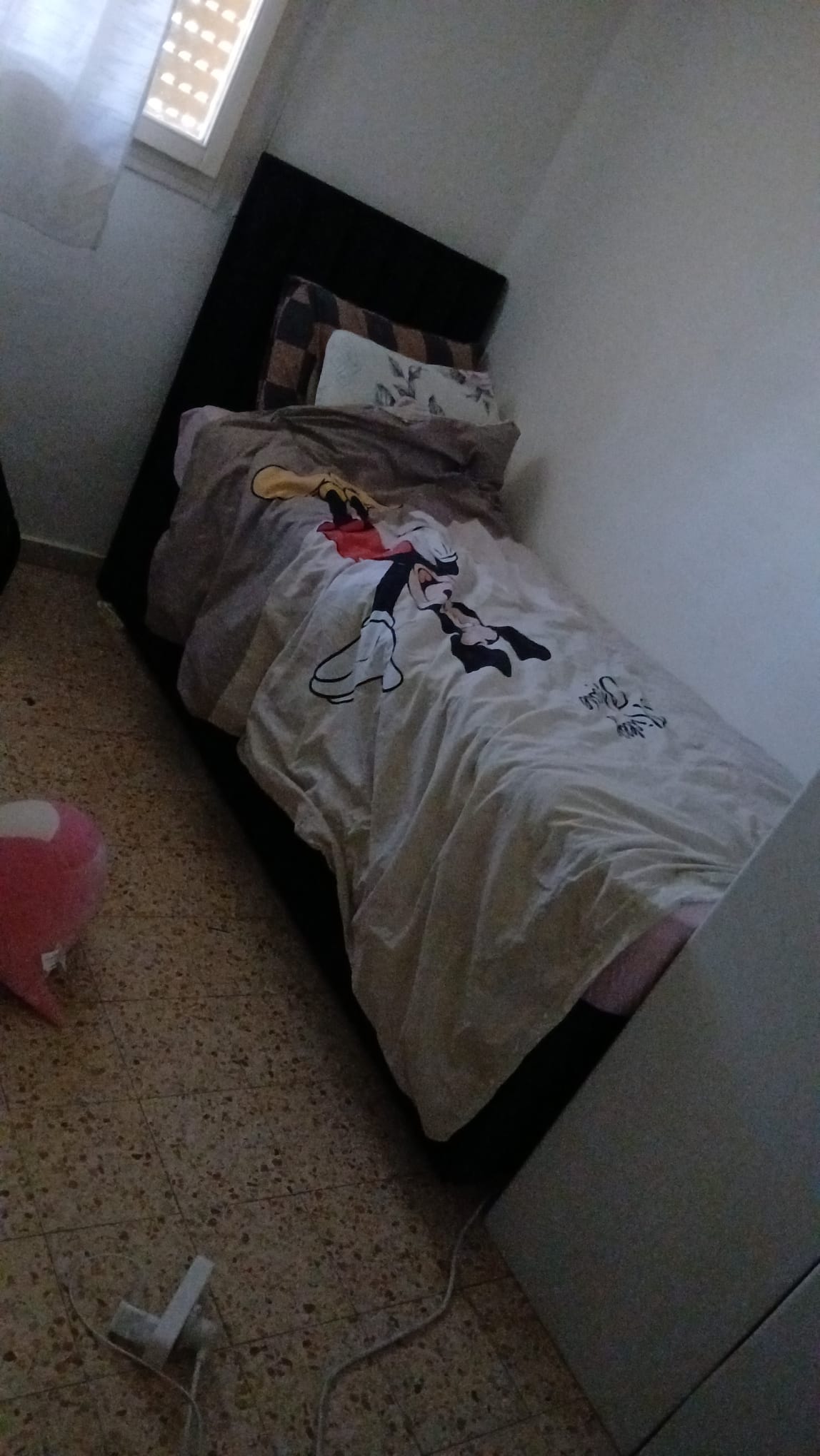 Black high riser beds