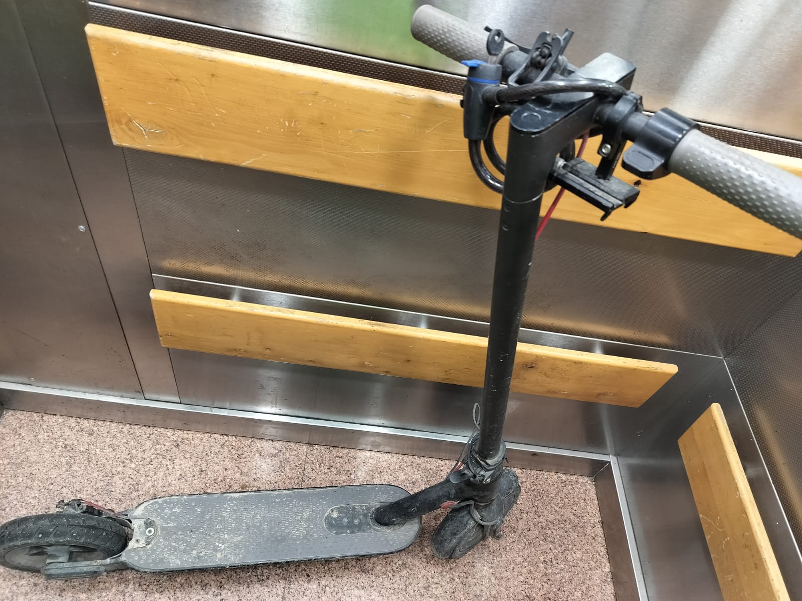 E scooter