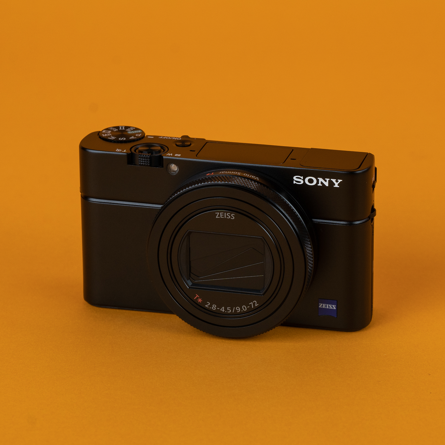 Sony RX10 V Digital Camera - image 3