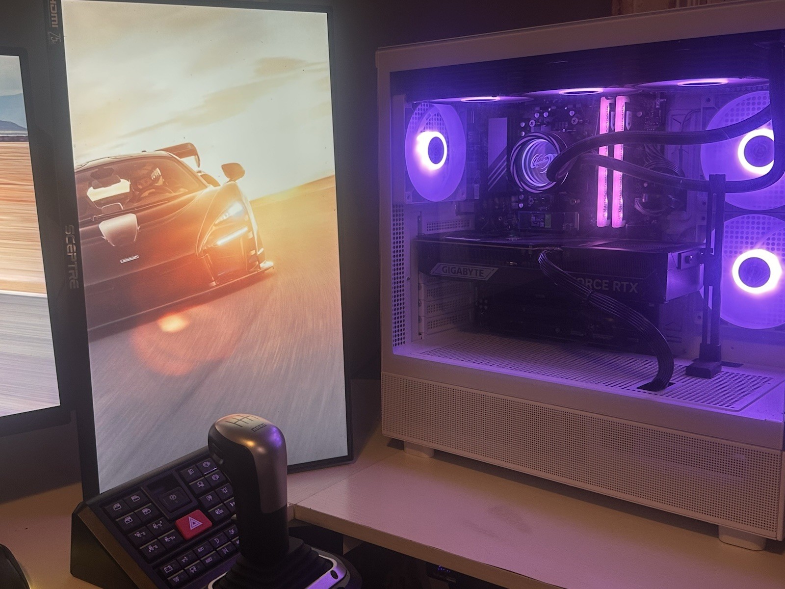 Custom/Whitebox White Gaming PC Ryzen