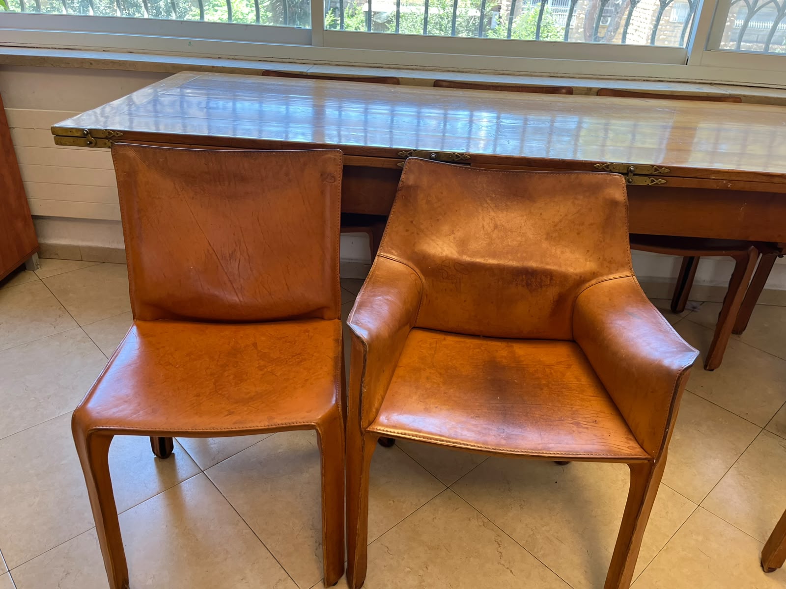 Custom Extending Wooden Dining Table + 8 Genuine Leather Chairs - image 3