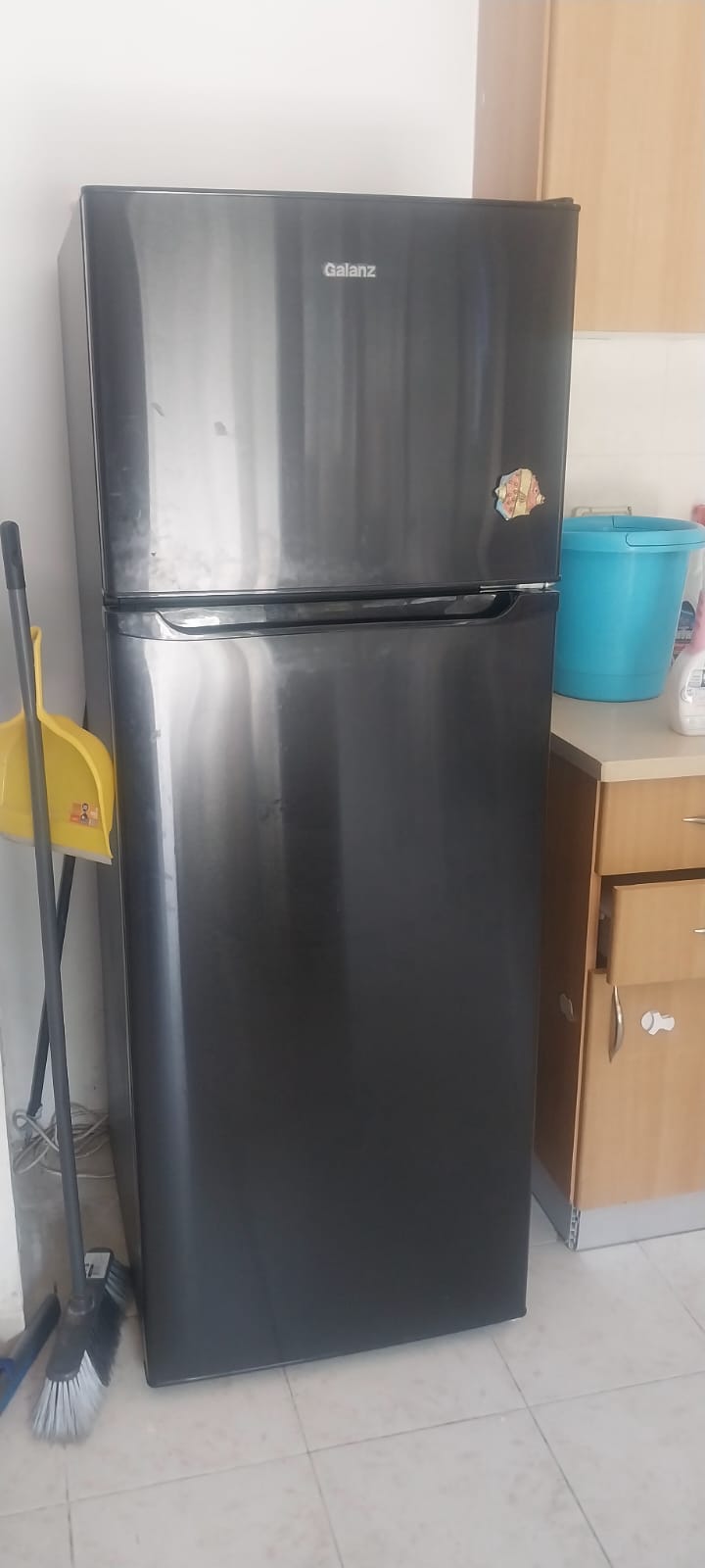 מקרר-מקפיא, fridge-refrigerator-freezer, frigo- refrigerateur-congelateur
