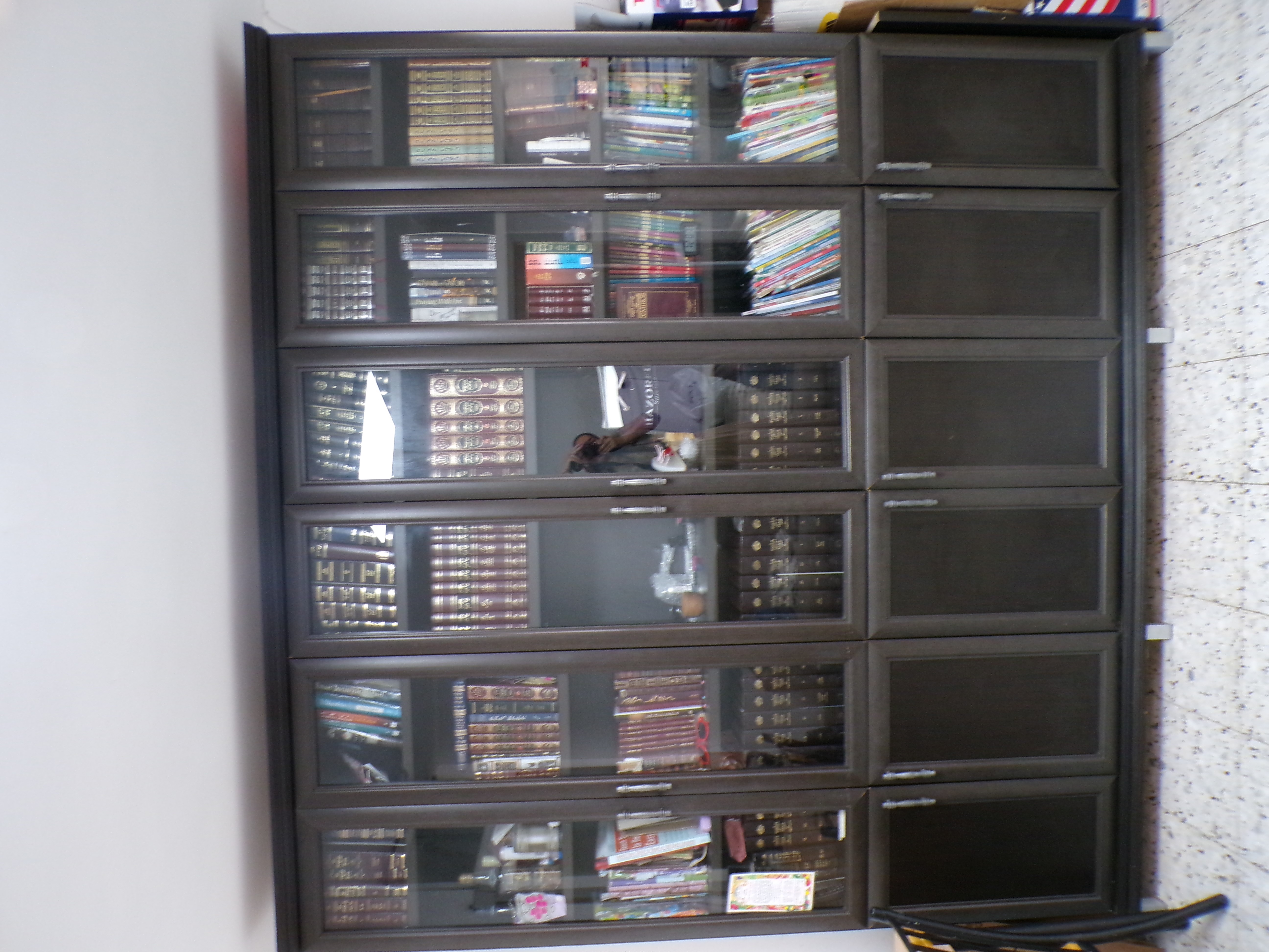 Book shelf