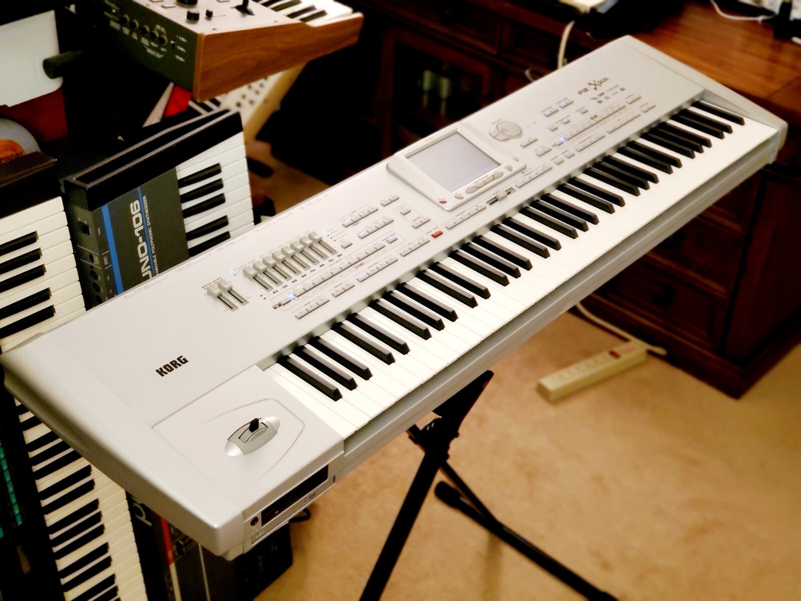 Korg Pa1X Pro 76-Key Professional Arranger Keyboard