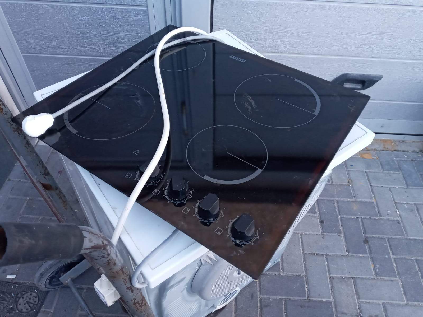 Zanussi Italy Electric Stove Top - The Jerusalem Market