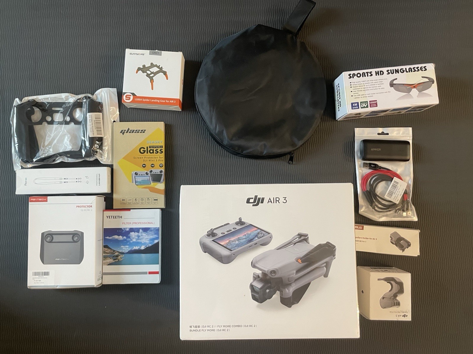 DJI Air 3 DJI RC2 Fly More Combo Drone *Brand New* with free accessories - image 2