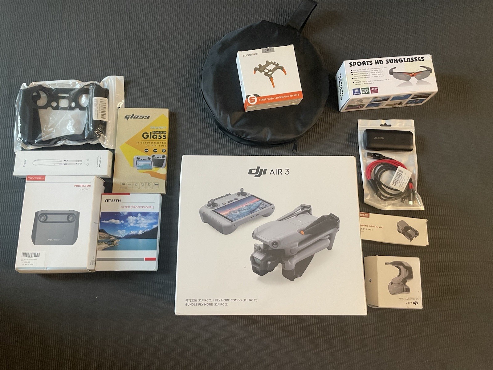 DJI Air 3 DJI RC2 Fly More Combo Drone *Brand New* with free accessories - image 3