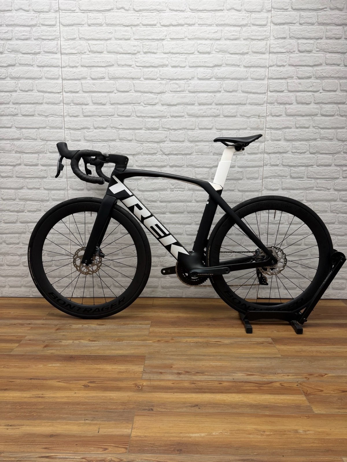 Trek Madone SLR 56cm eTap - image 2