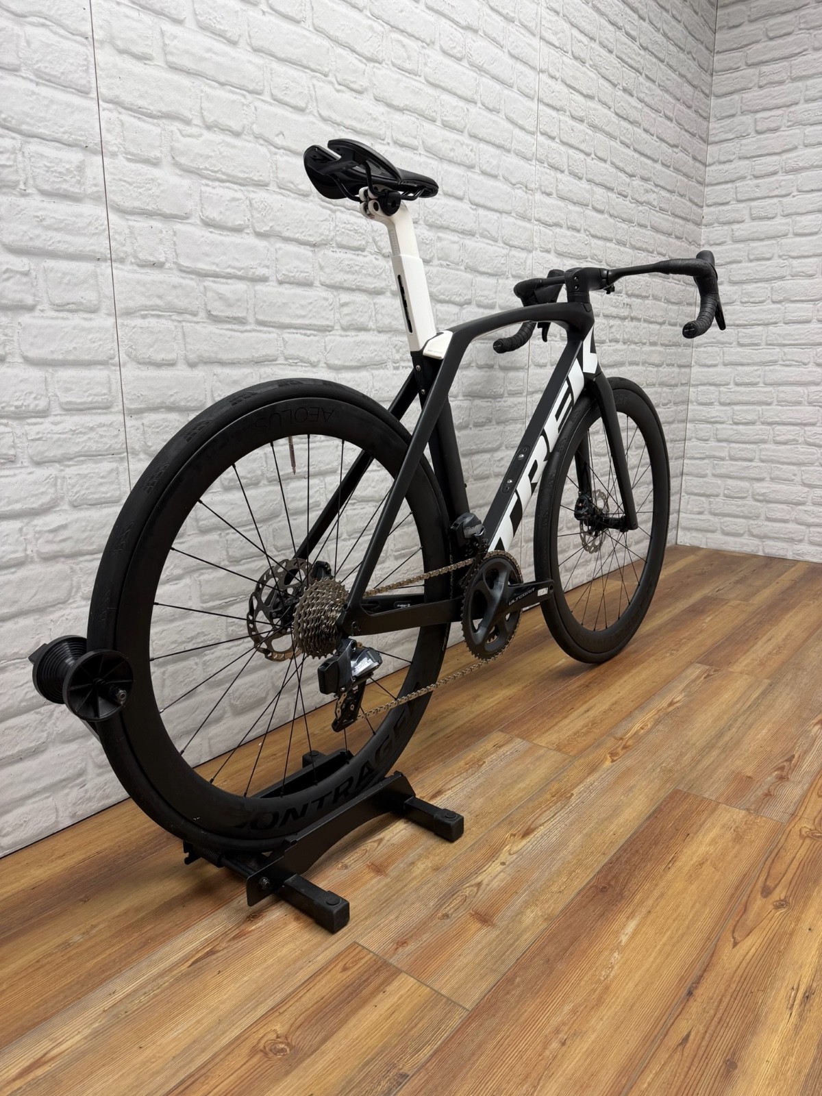 Trek Madone SLR 56cm eTap - image 3