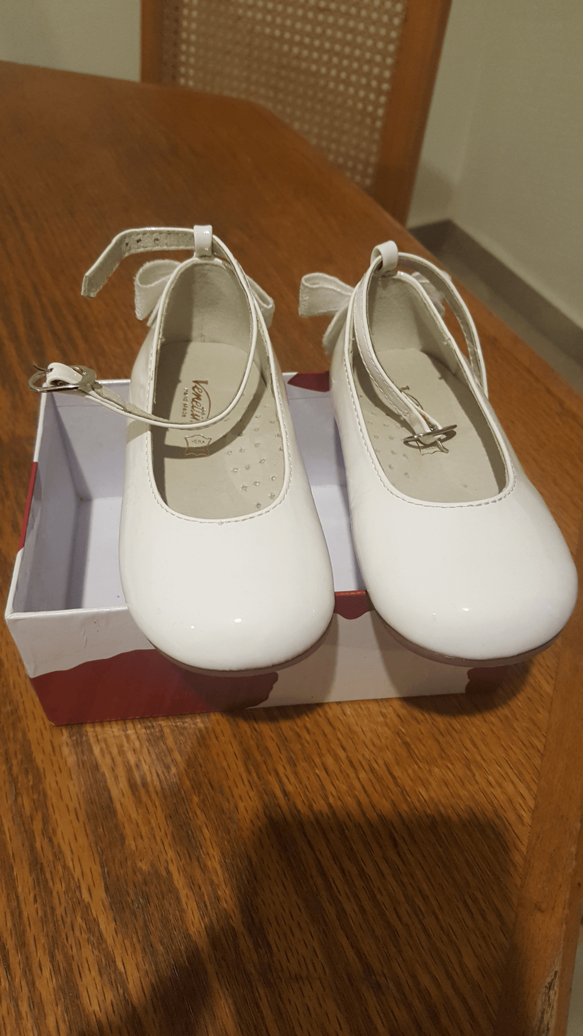Vennetini Little Girls Shoes- NEW - The Jerusalem Market