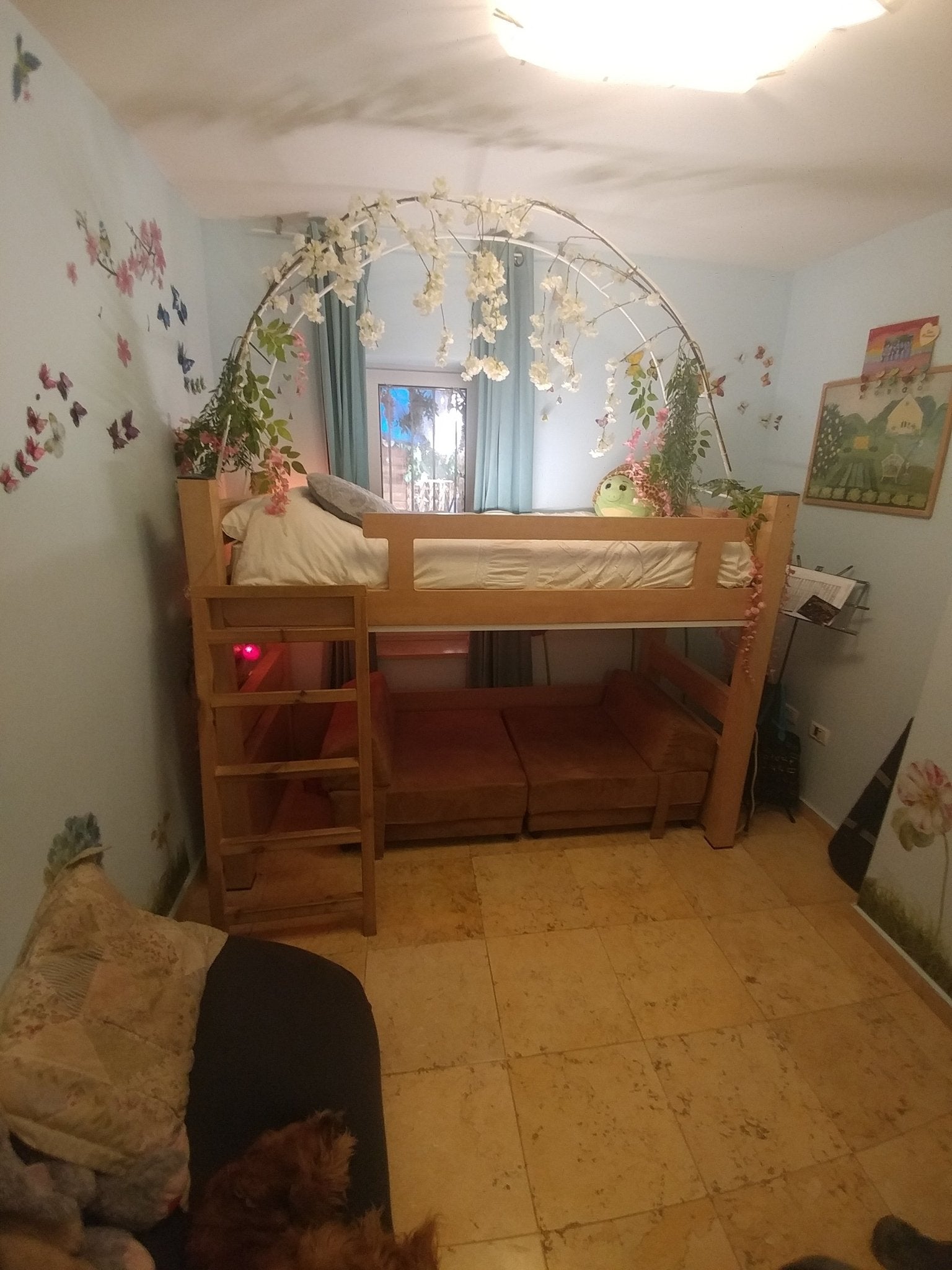 Gallery bed - The Jerusalem Market